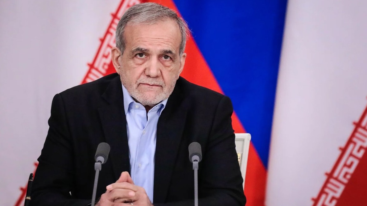 <p>İran prezidenti hərbi əməliyyatların başlamasından&nbsp;bəri ilk dəfə ictimaiyyət qarşısına çıxdı</p> 