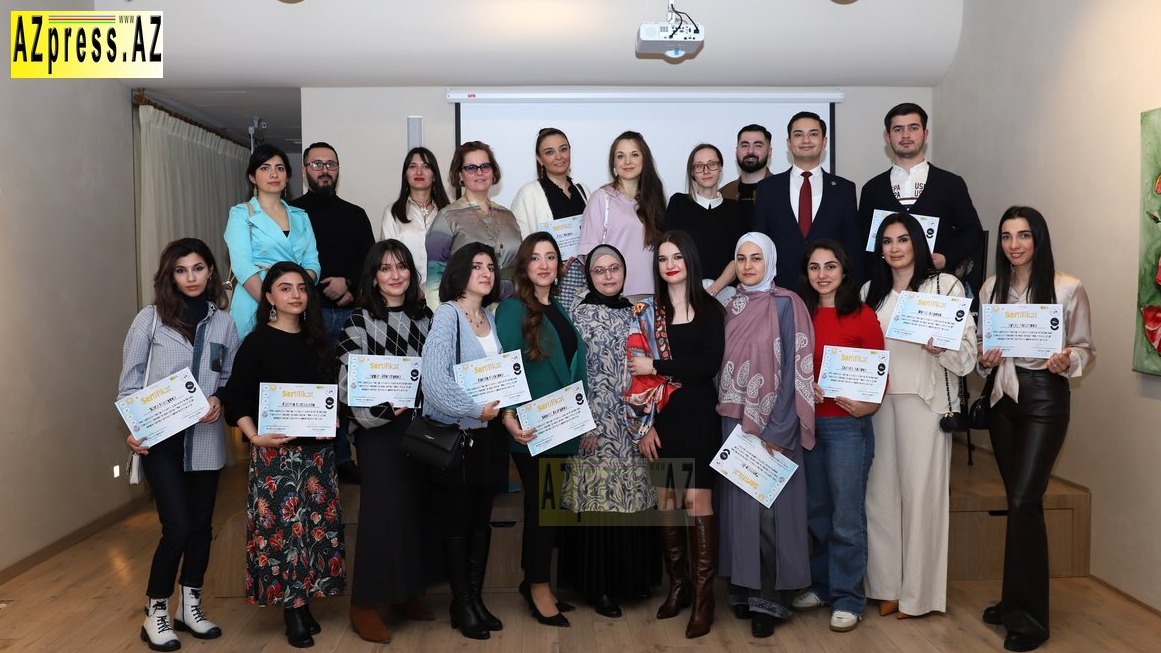 <p>Gənc rəssamların akvarel sərgisi &ldquo;Genç fırça&rdquo;</p>