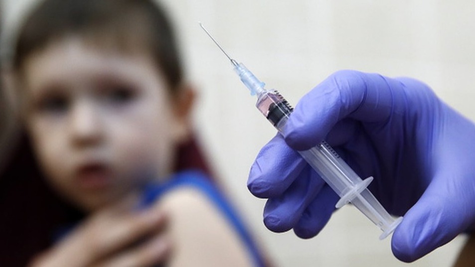 <p>Peyvənd olunmamış yeniyetmə qızılca xəstəliyindən öldü</p>