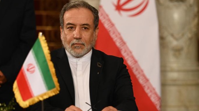 <p>İran Aİ-ni ABŞ və İsraili müharibəni dayandırmağa&nbsp;məcbur etməyə çağırır</p> 