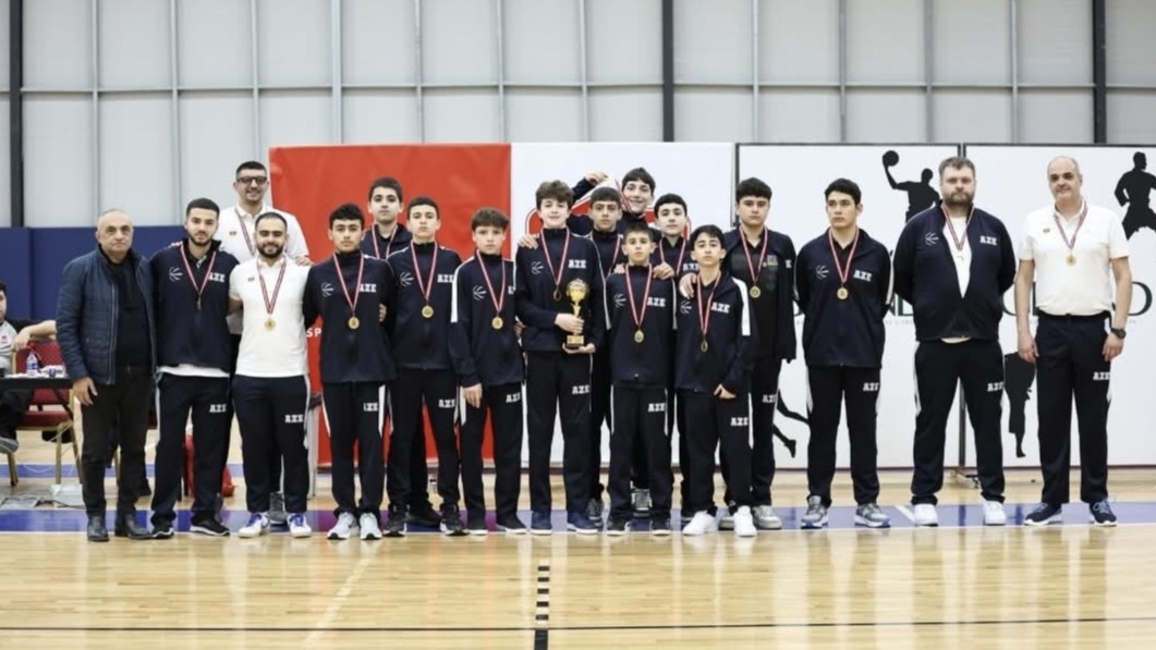 <p>Azərbaycanın U-14 basketbol komandası&nbsp;Türkiyədə keçirilən turnirdə bürünc medal qazanıb</p>
