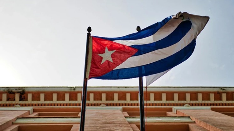 <p>Kuba ABŞ və İsrailin İrana hücumlarını pisləyib</p> 