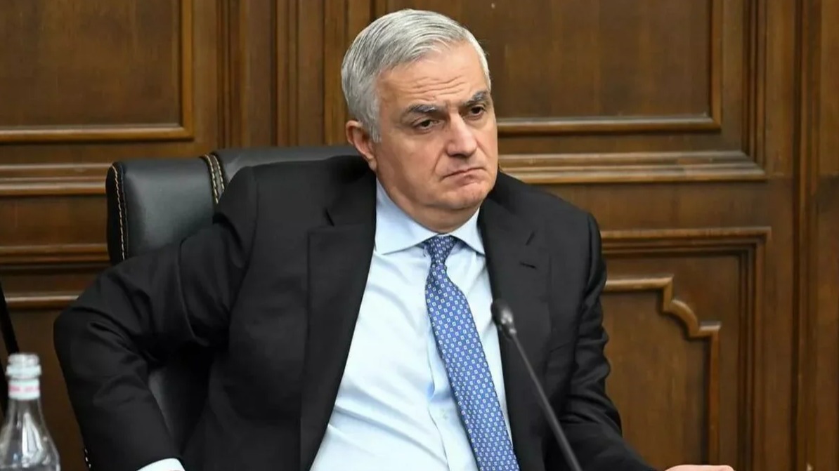 <p>Ermənistan tranzit maneələrinin aradan&nbsp;qaldırılmasını vacib addım hesab edir</p> 