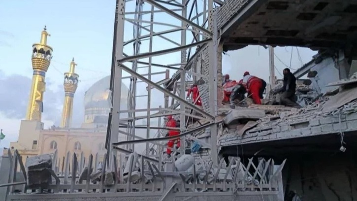 <p>İranda dini kompleksə hücum nəticəsində ziyan dəyib</p>