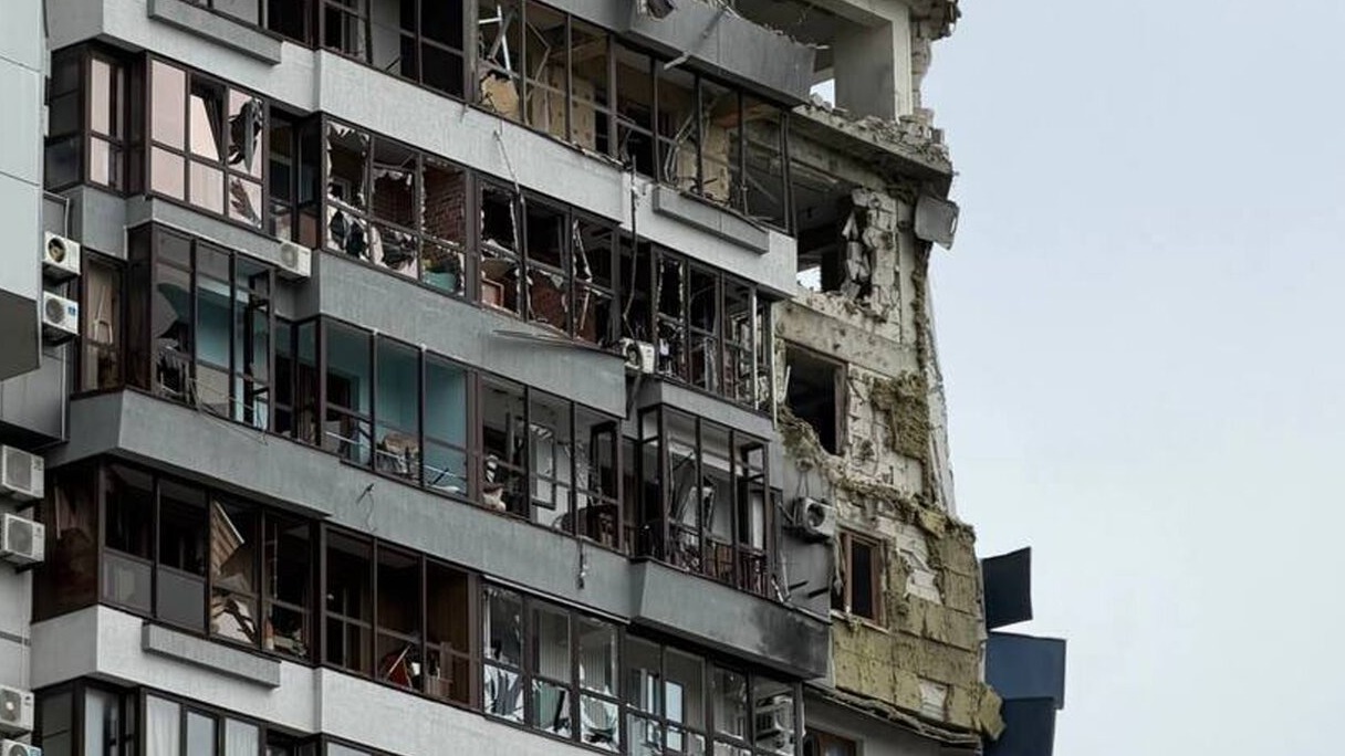 <p>Rusiya dronla vuruldu: biri uşaq olmaqla üç nəfər həlak oldu</p>