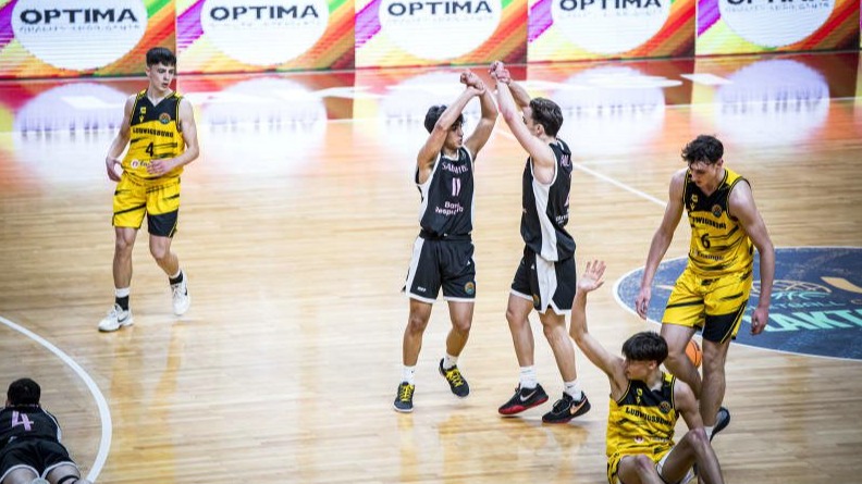 <p>"Sabah"ın U-18 komandası Gənclər&nbsp;Çempionlar Liqasında tarix yazıb&nbsp;</p>