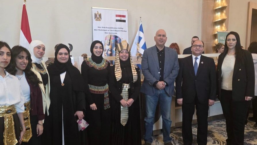 <p>Misirin Azərbaycandakı səfiri Bahar Xeyriyyə tədbirində iştirak edib</p>
<p> </p>
<p> </p>