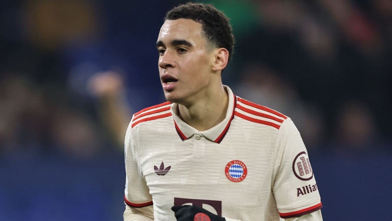 <p>"Bavariya"nın yarımmüdafiəçisi Çempionlar Liqasında tarixi rekorda imza atıb</p>