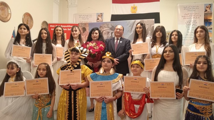 <p>"Misir və Azərbaycan dostluğu nəsillərdən nəsillərə"&nbsp;sərgisi uğurla baş tutdu</p>