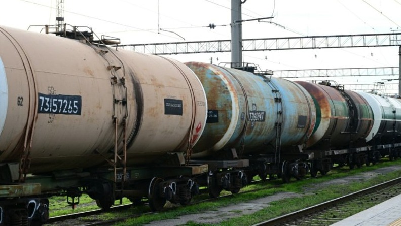 <p>Azərbaycan Ermənistana yeni dizel yanacağı göndərib</p>