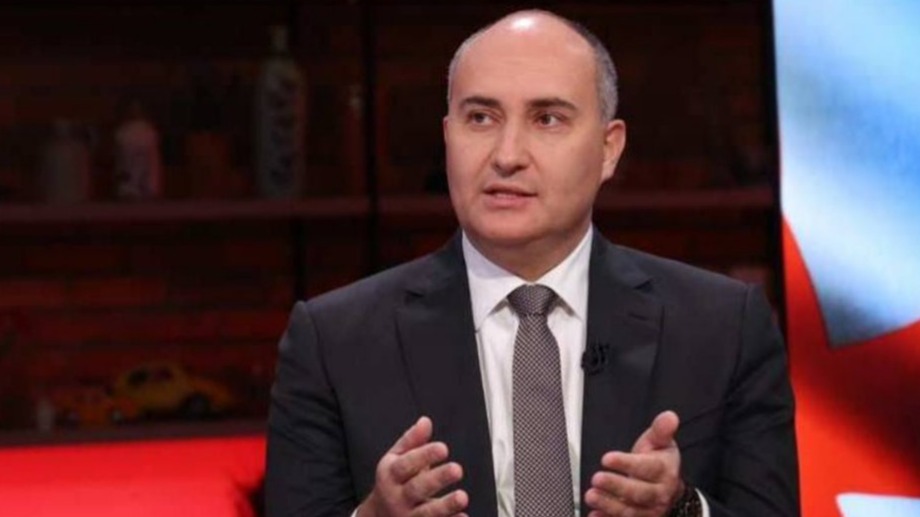 <p>Keçmiş müdafiə naziri 10 il müddətinə azadlıqdan məhrum ediləcək</p>