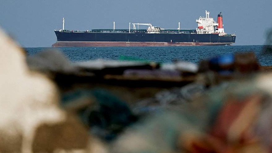 <p>İran Hörmüz boğazından gəmilərin daşınmasını&nbsp;bərpa etmək üçün şərt irəli sürüb</p> 