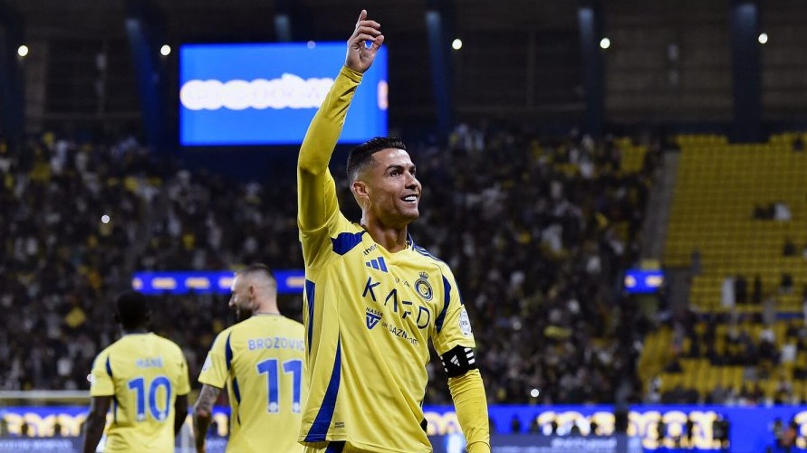 <p>Kriştiano Ronaldo karyerasının başa çatdığını açıqlayıb</p>