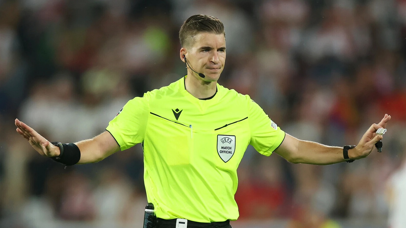 <p>UEFA Avropa Kubokunun final oyunları üçün hakimləri təyin edib</p>
