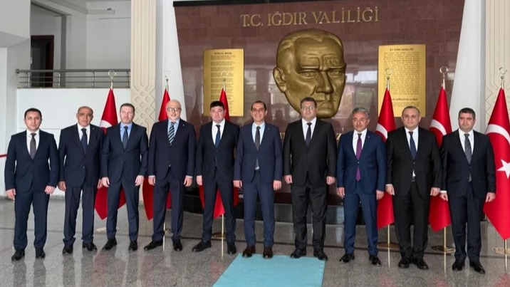 <p>Azərbaycan və Türkiyə iqtisadi əməkdaşlığın&nbsp;perspektivlərini müzakirə ediblər</p> 