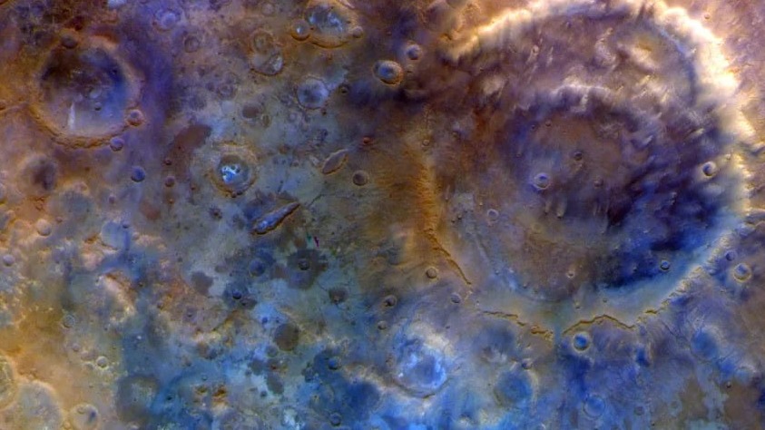 <p>NASA Marsı yeni bir bucaq altında göstərdi</p>