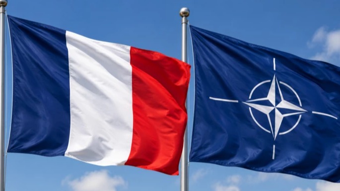 <p>Fransa NATO-nun Birgə Hərbi Komandanlığından çıxmağa çağırır</p>