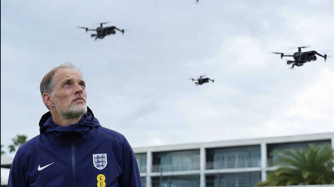 <p>İngiltərənin 2026-cı il Dünya Kuboku bazası&nbsp;üzərindəki dronlar vurulacaq</p>