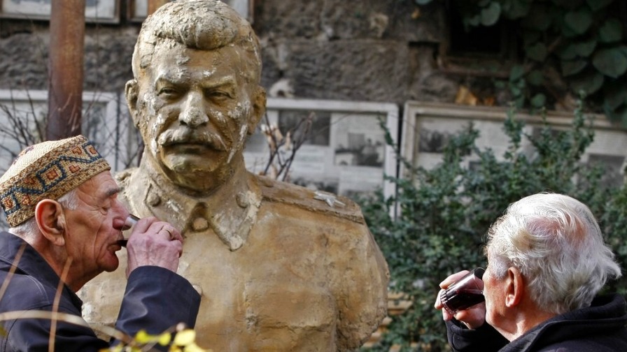 <p>Gürcüstan Stalinin şərab kolleksiyasını hərraca çıxaracaq</p>