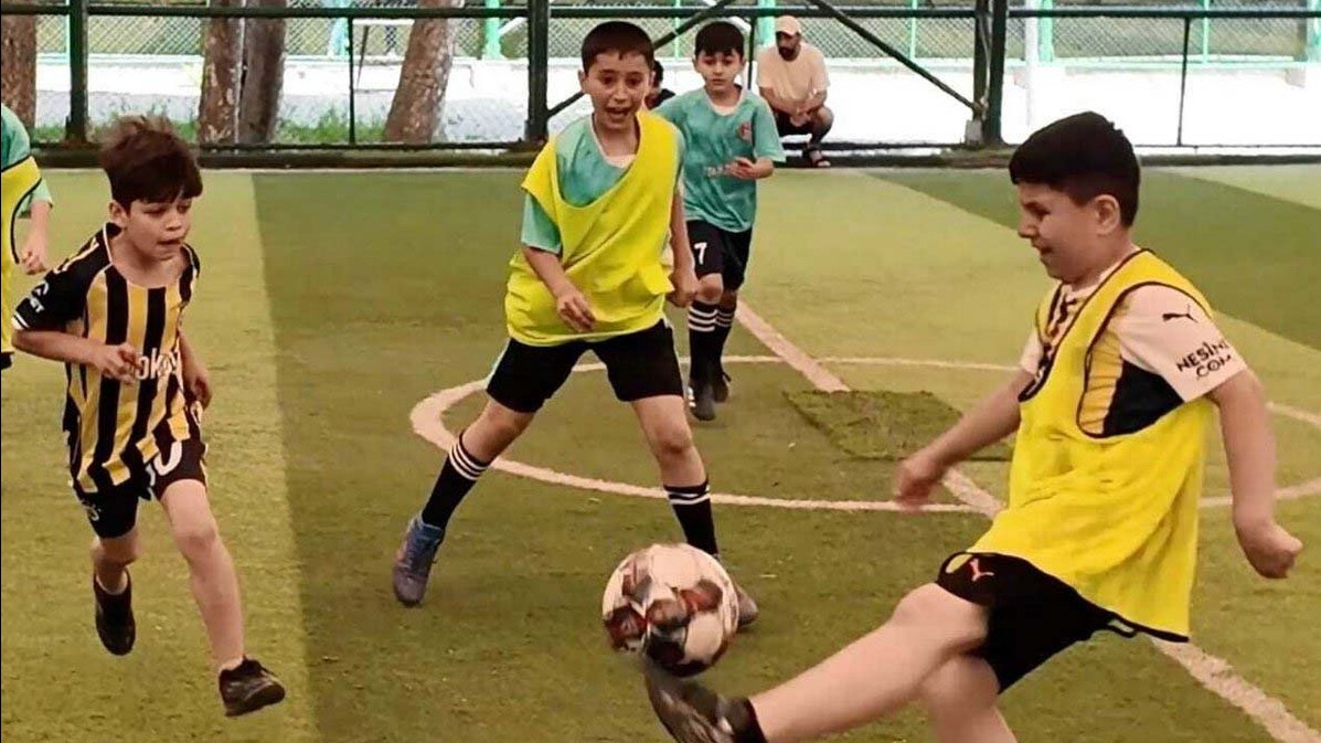 <p>VİDEO-FOTO: S.RASİM:&nbsp;Uşaq futbolu daha maraqlıdır!&nbsp;</p>

<p>&nbsp;</p>