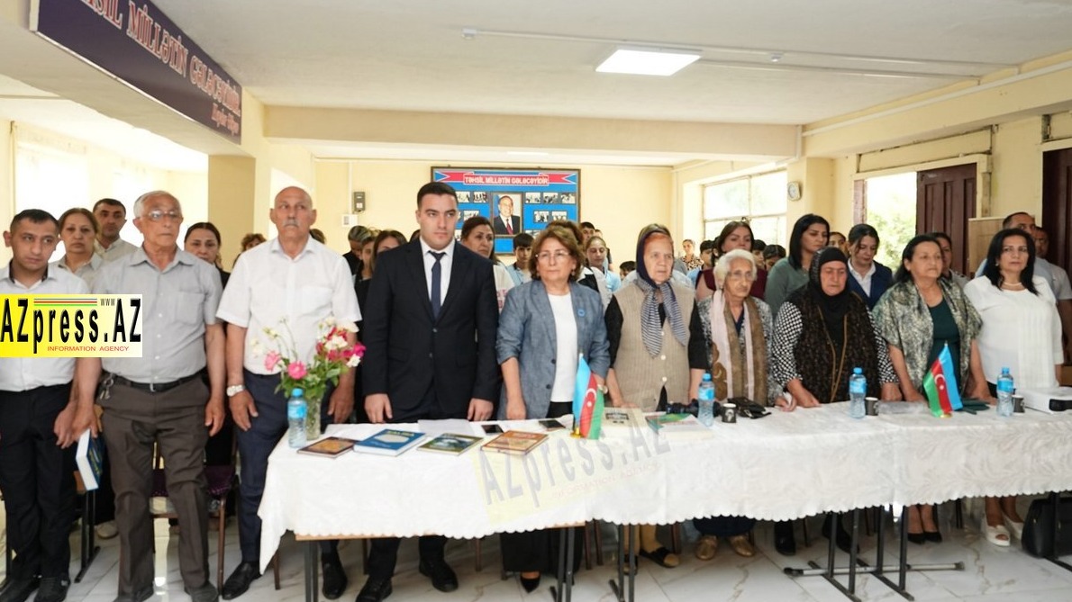 <p>"Qərbi Azərbaycan İrsi Məktəblərdə&rdquo;&nbsp;mövzusunda tədbir keçirilib</p>