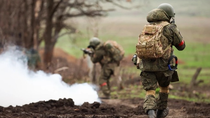 <p>Ukraynanın Donetsk bölgəsində daha bir yaşayış məntəqəsi&nbsp;Rusiya qüvvələrinin nəzarəti altına keçib</p>