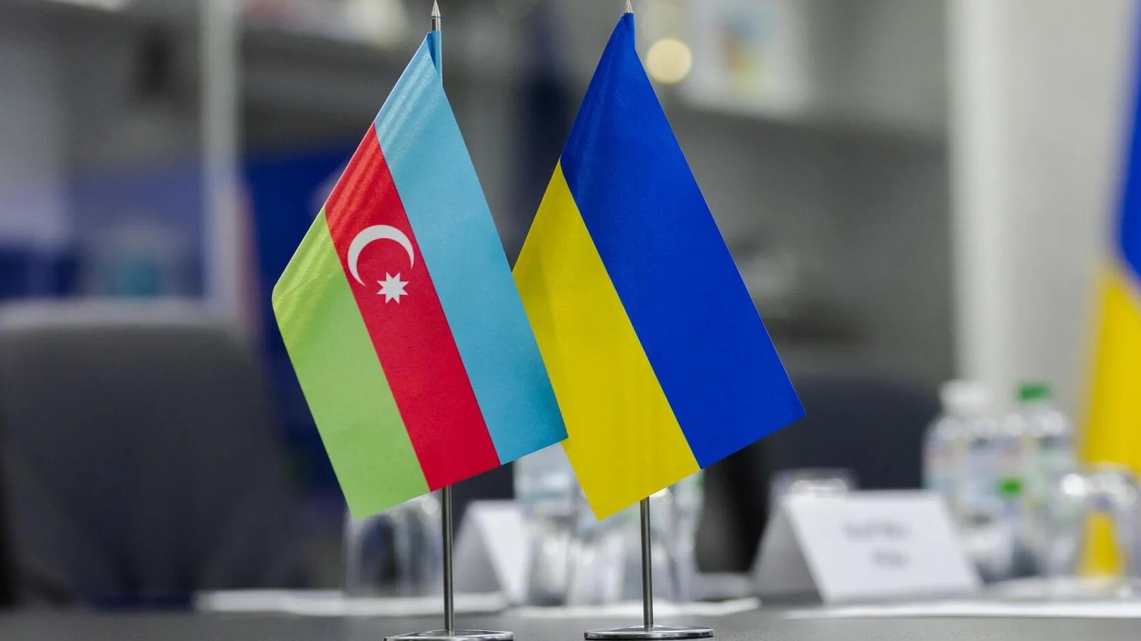 <p>Milli Məclis Ukrayna ilə hüquqi yardım haqqında sazişi təsdiqləyi</p> 