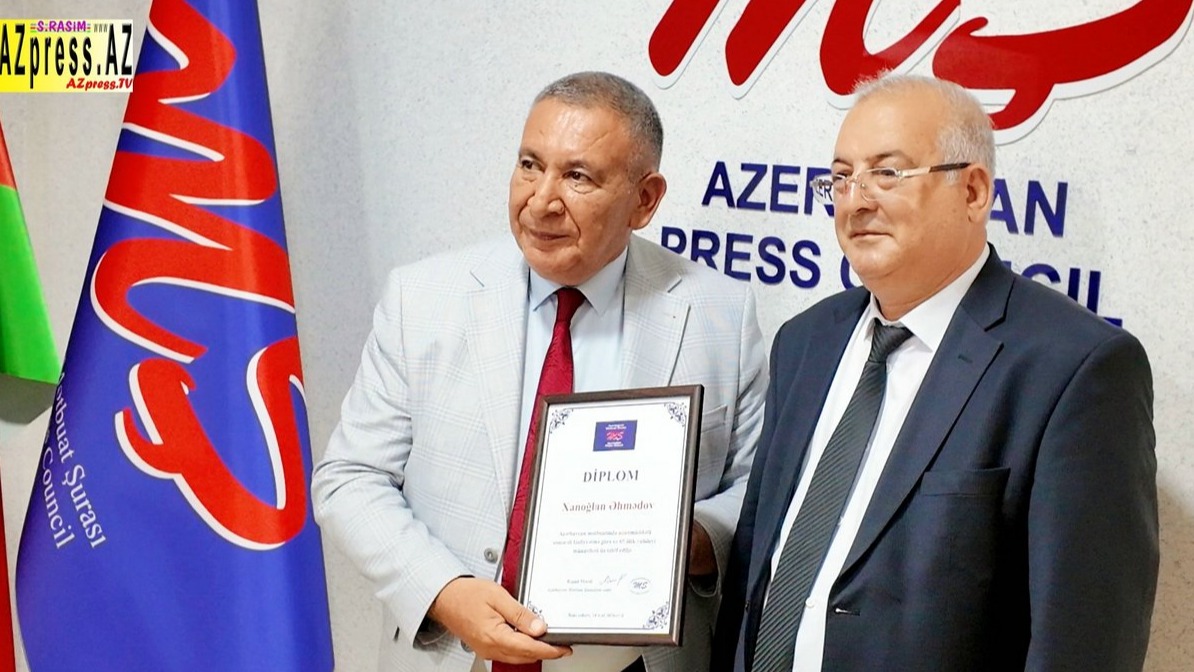 <p>Jurnalist Xanoğlan Əhmədovun 65 illik yubileyi&nbsp;qeyd edildi +FOTO=15</p>