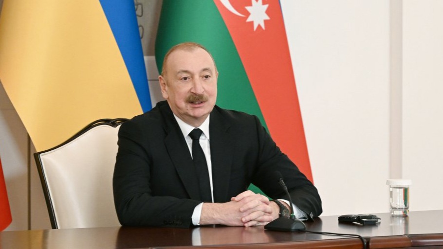 <p>İlham Əliyev Azərbaycan və Ukrayna arasında&nbsp;hüquqi yardım haqqında sazişi təsdiqləyib</p> 