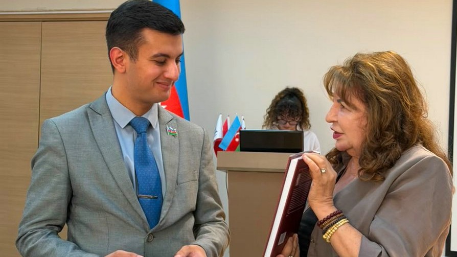 <p>&ldquo;ƏBƏDİ BİRLİK &ndash; 5 İL:&nbsp;BİRLİKDƏN GƏLƏCƏYƏ&rdquo; adlı yubiley tədbiri keçirildi +FOTO=10</p>