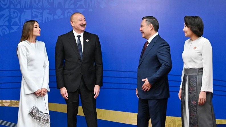 <p>İlham Əliyev və birinci xanım Mehriban Əliyeva 6-cı Dünya&nbsp;Köçəri Oyunlarının açılış mərasimində iştirak ediblər +FOTO=36</p> 